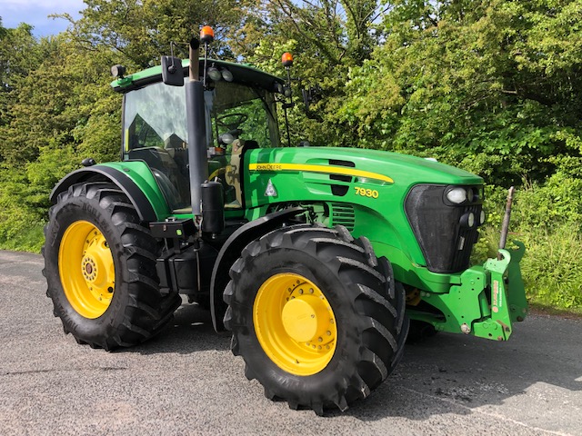 JOHN DEERE 7930