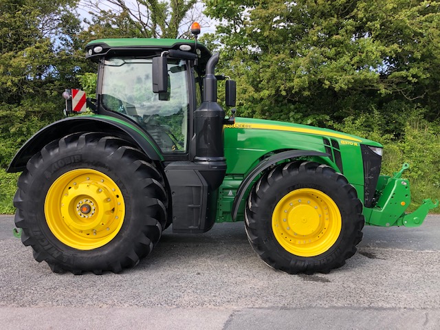 JOHN DEERE 8370R