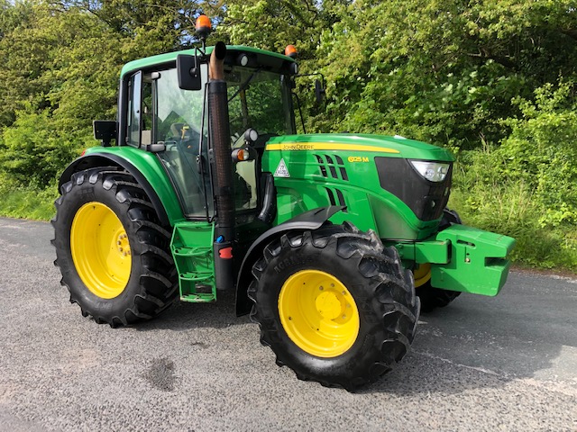 JOHN DEERE 6125M