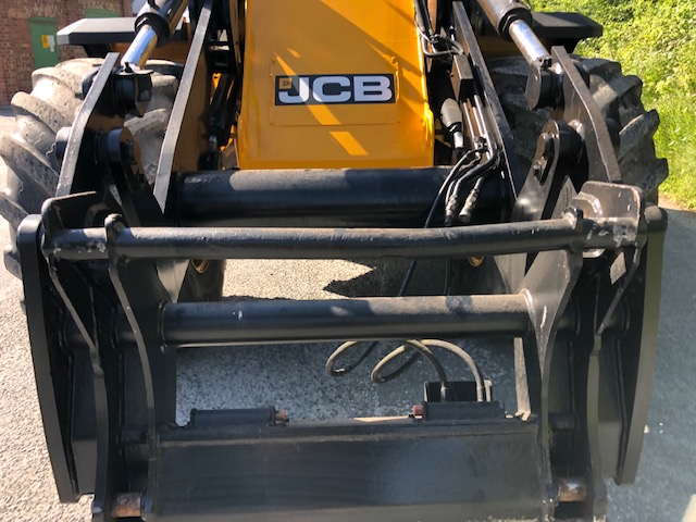 JCB435S