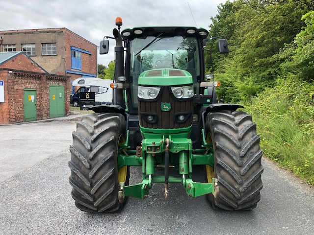 JOHN DEERE 6150R