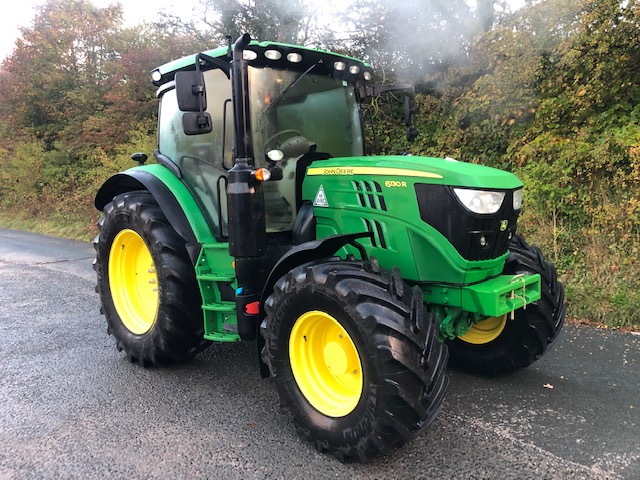 JOHN DEERE 6130R