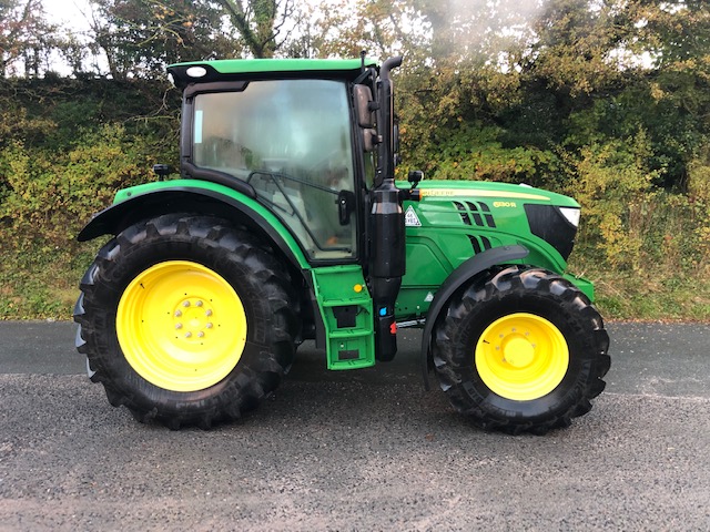 JOHN DEERE 6130R