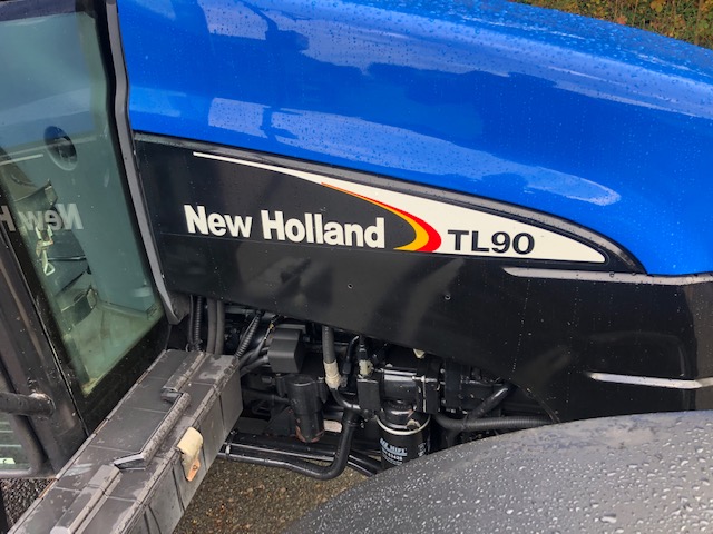 NEW HOLLAND TL90