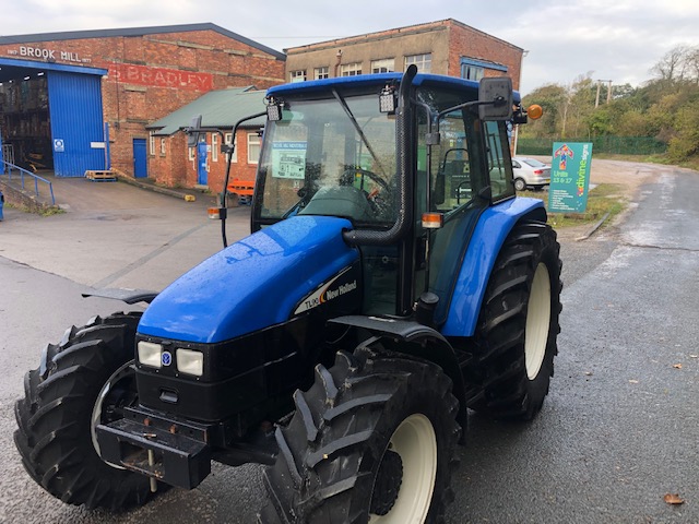 NEW HOLLAND TL90