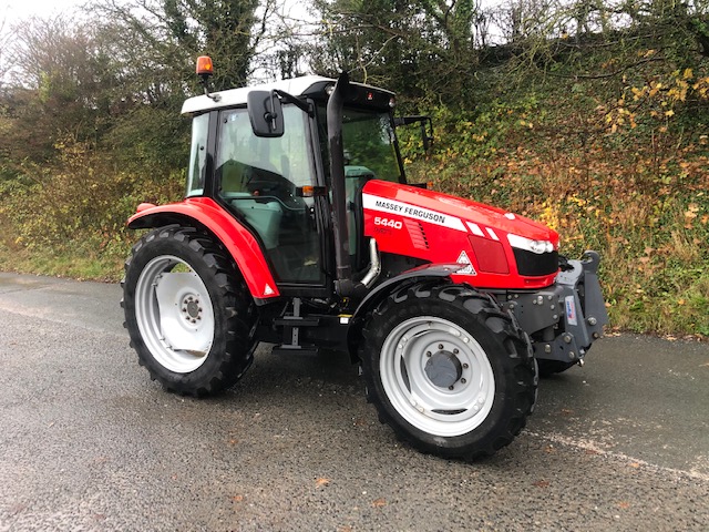 MASSEY FERGUSON 5440