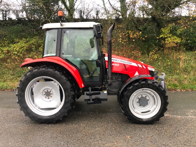 MASSEY FERGUSON 5440