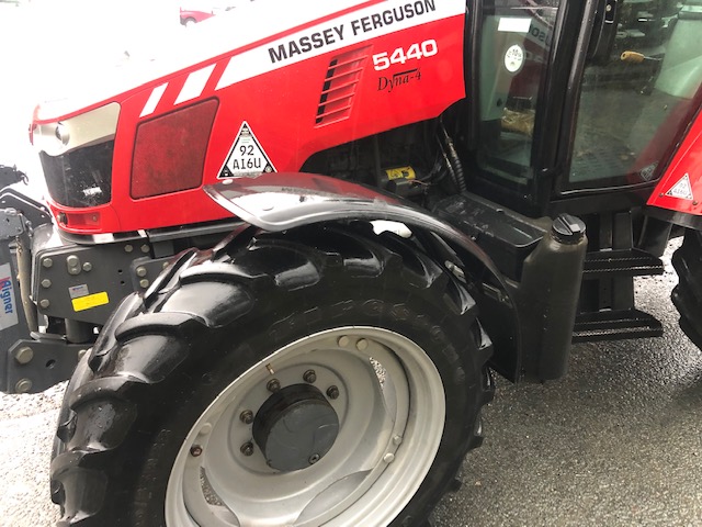 MASSEY FERGUSON 5440