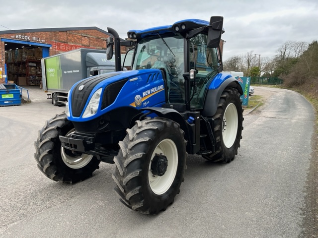 NEW HOLLAND T6.145