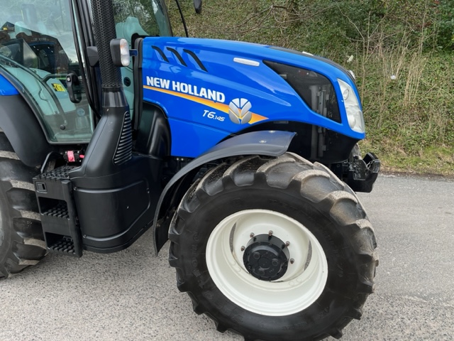 NEW HOLLAND T6.145