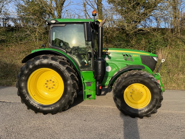 JOHN DEERE 6155R