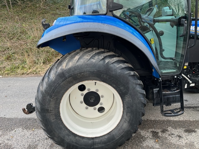 NEW HOLLAND T5.105 SUPER STEER