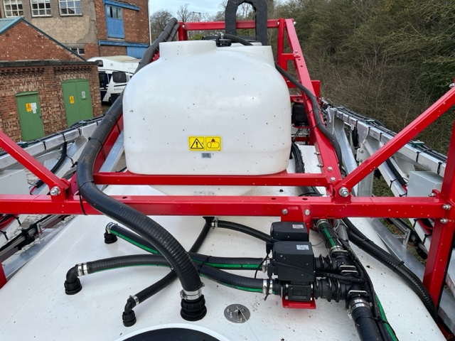 LANDQUIP SPARYERS 5000LTR