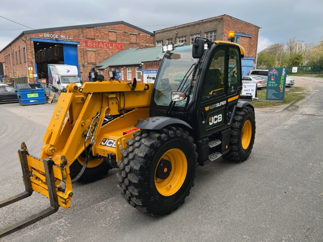 JCB542.70 AGRI SUPER