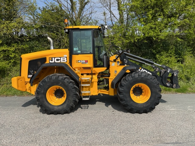 JCB 435S