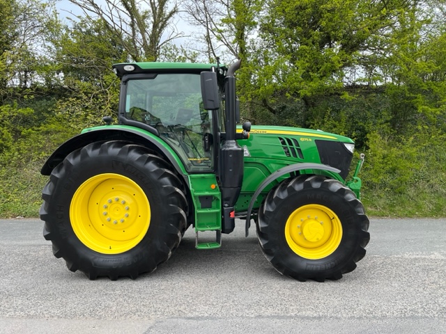 JOHN DEERE 6175R