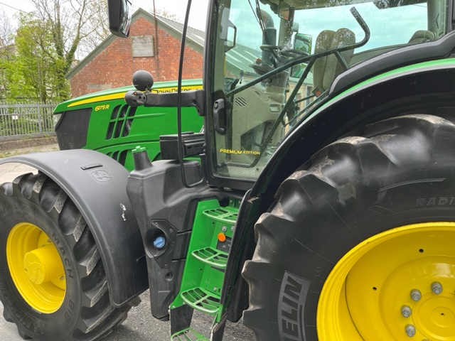 JOHN DEERE 6175R