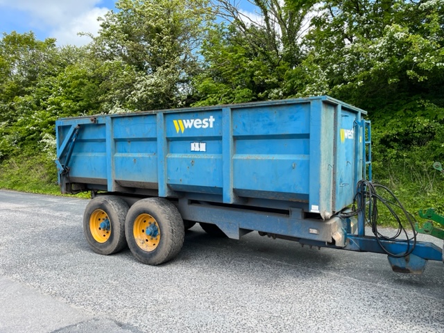 HARRY WEST GRAIN TRAILER