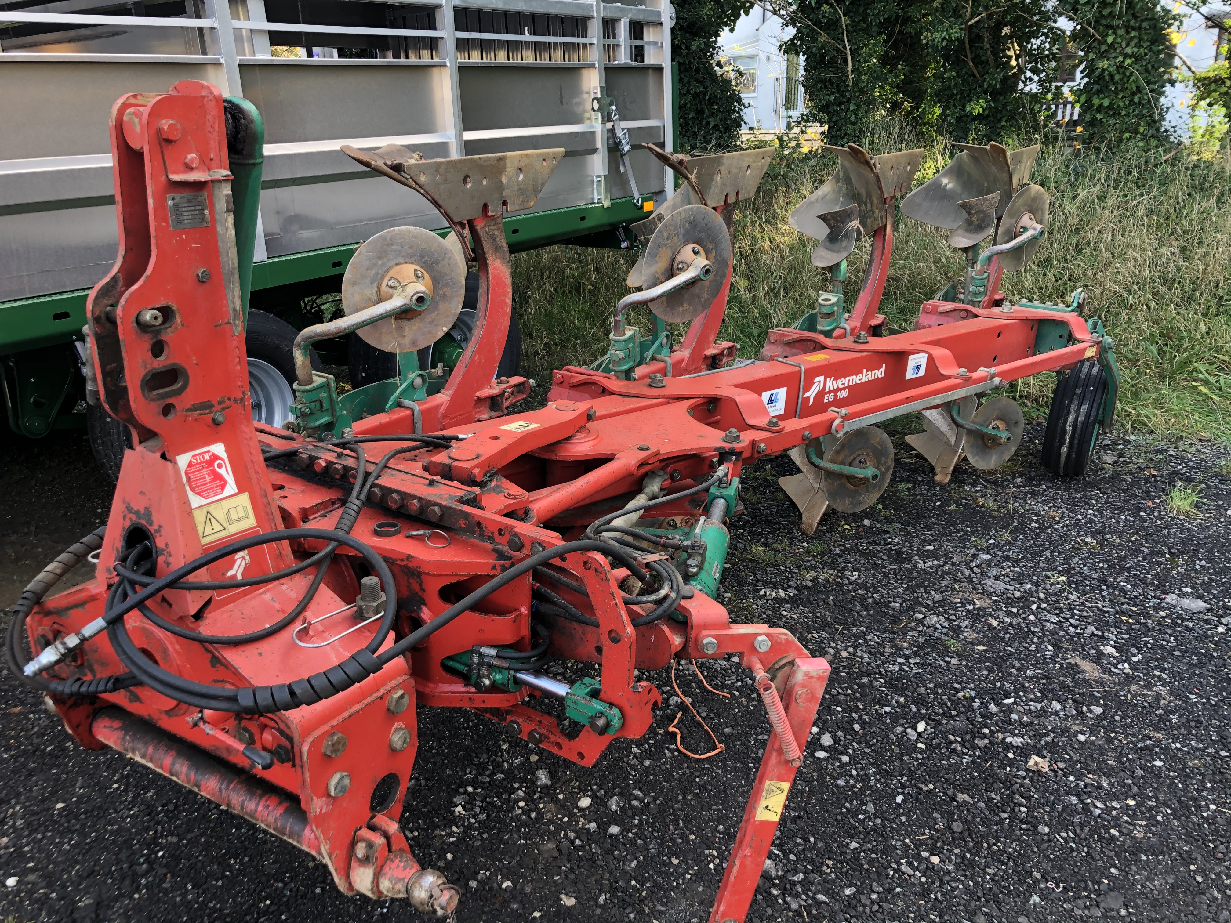 KVERNELAND PLOUGH