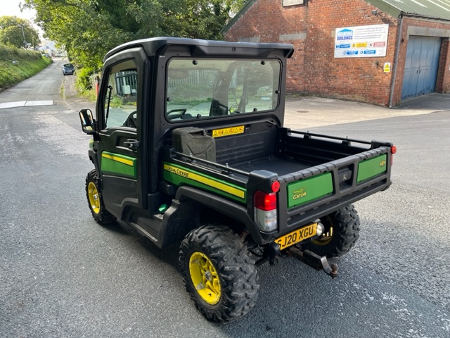 JOHN DEERE 855 GATOR