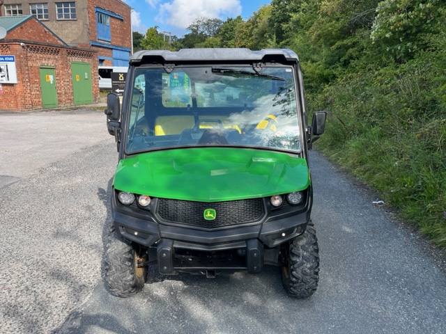 JOHN DEERE 855 GATOR