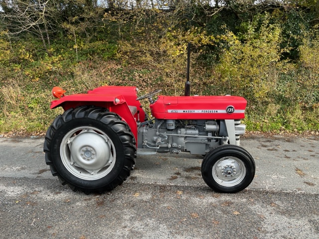 MASSEY FERGUSON 135