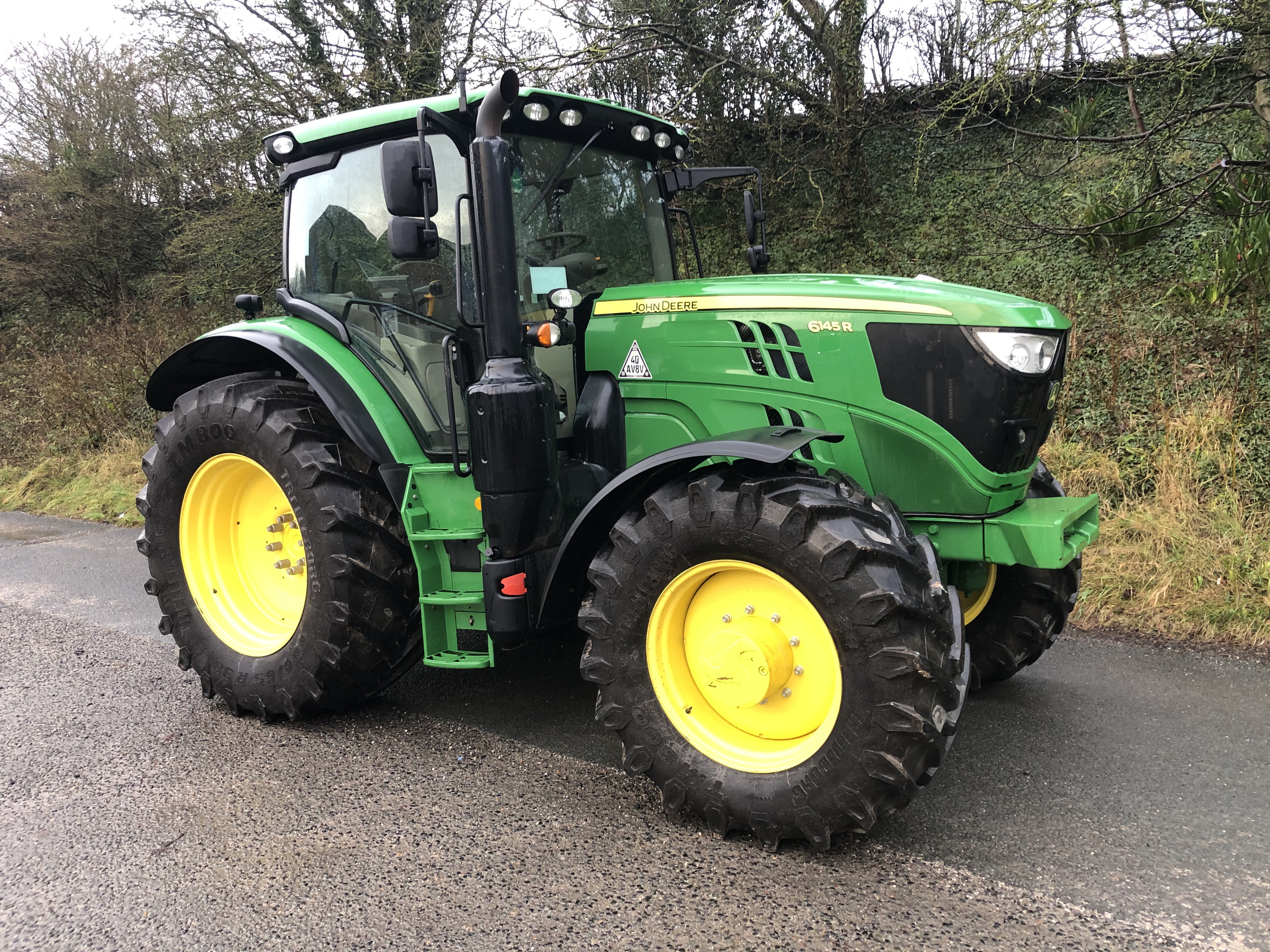 JOHN DEERE 6145R