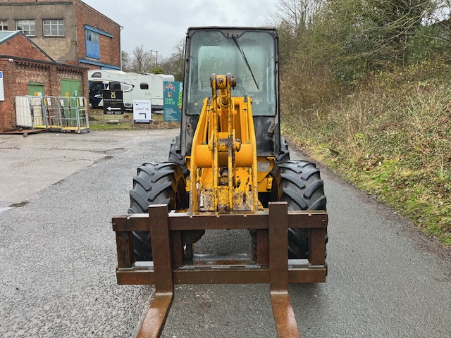 JCB 406