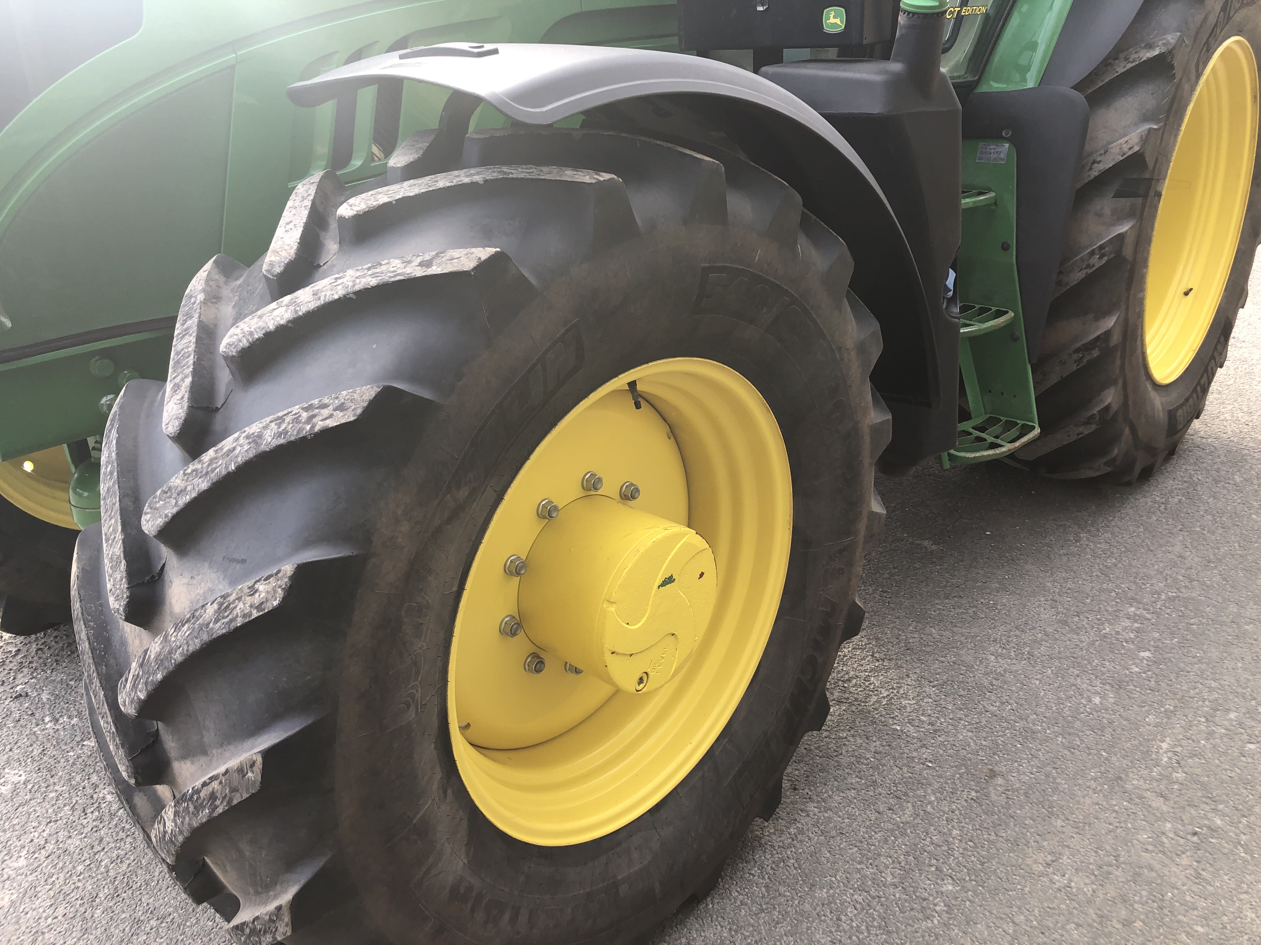 JOHN DEERE 6155R