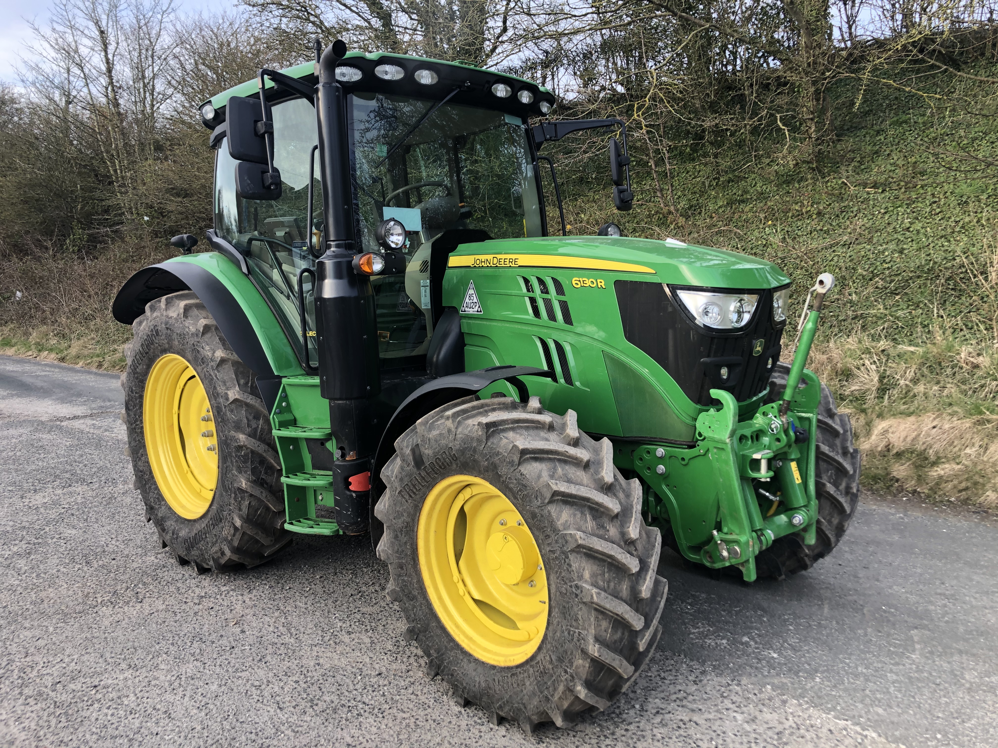 JOHN DEERE 6130R