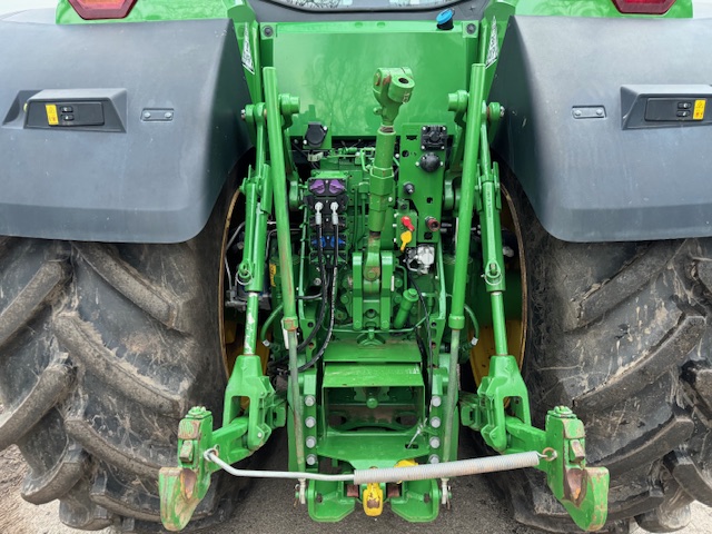 JOHN DEERE 8R 370