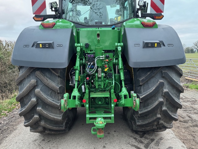 JOHN DEERE 8R 410