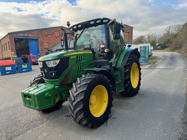 JOHN DEERE 6130R