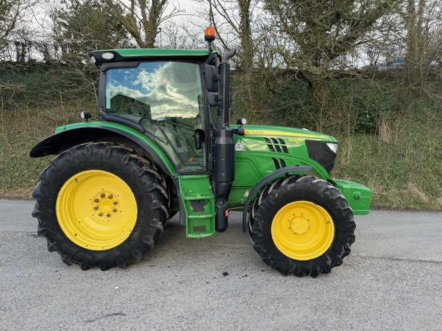 JOHN DEERE 6130R