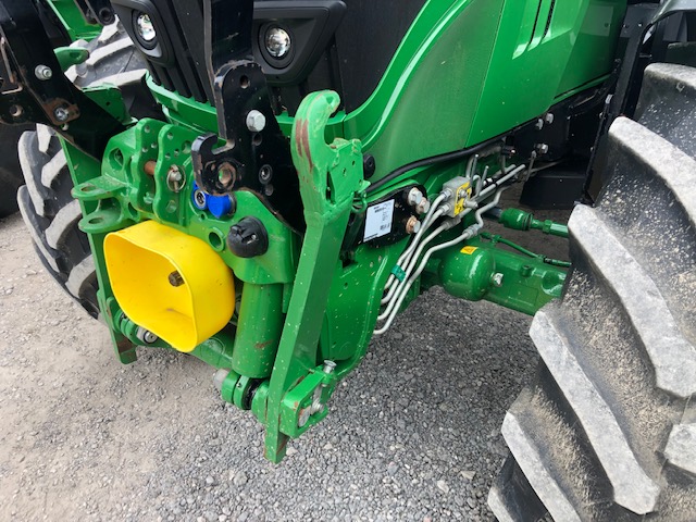 JOHN DEERE 6195R