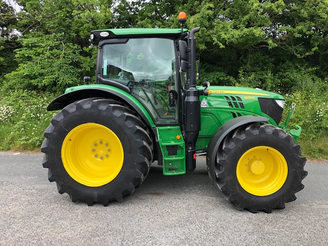 JOHN DEERE 6130R