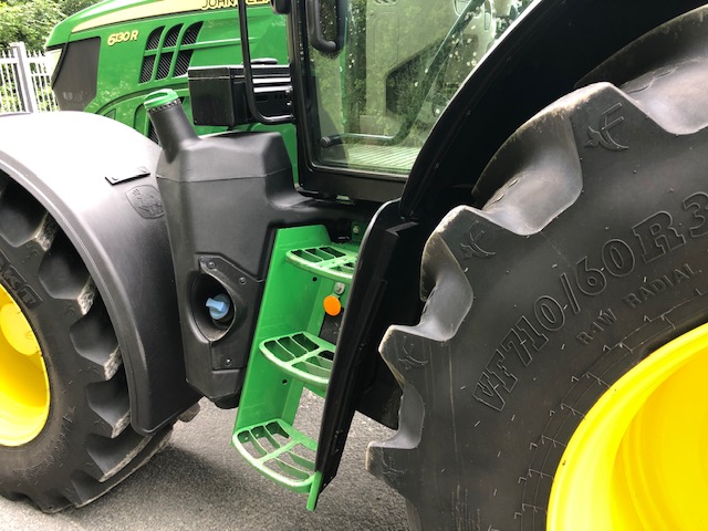 JOHN DEERE 6130R