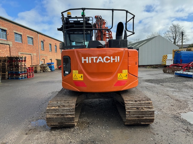 HITACHI ZX135US-6