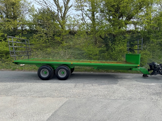 HORN FLAT TRAILER