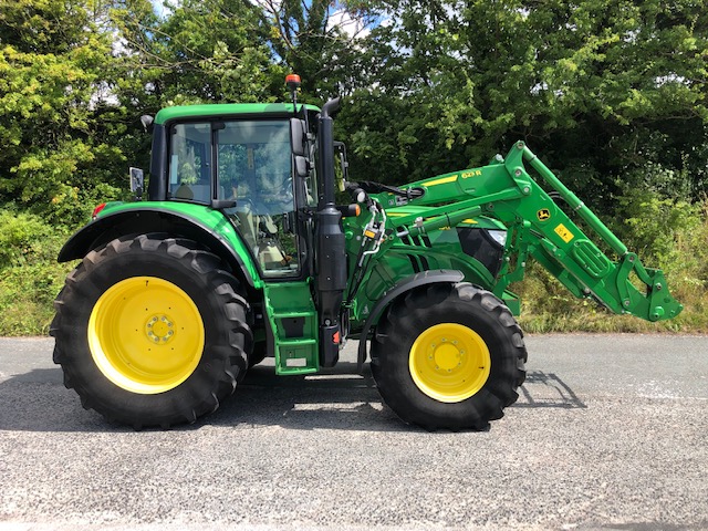 JOHN DEERE 6120M and JD623R loader