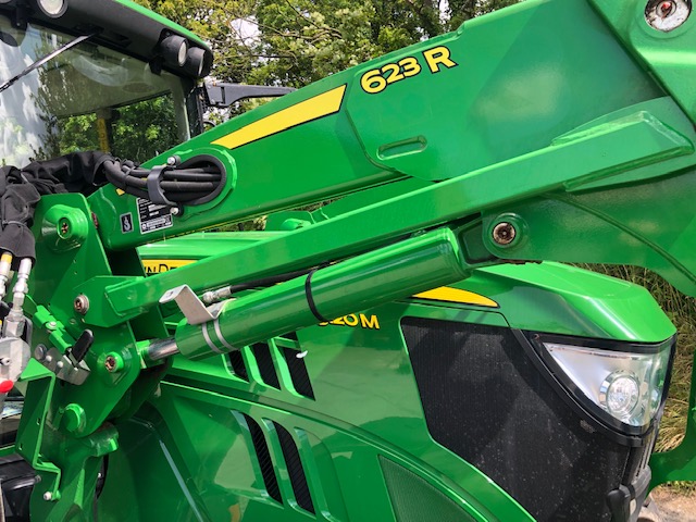 JOHN DEERE 6120M and JD623R loader