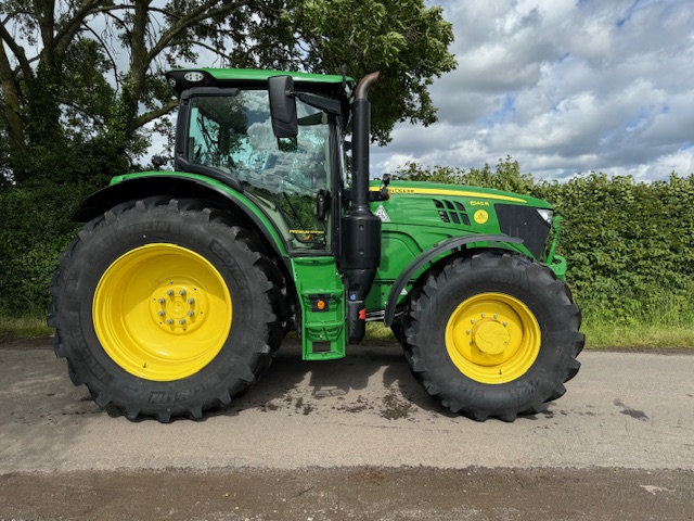 JOHN DEERE 6145R