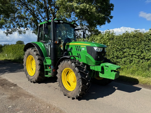 JOHN DEERE 6130M