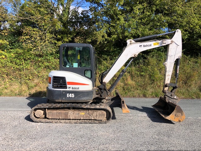 BOBCAT E45