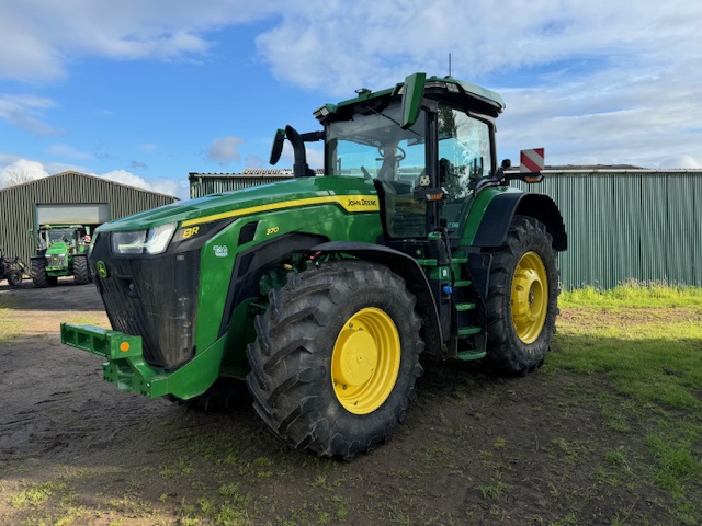 JOHN DEERE 8R 370