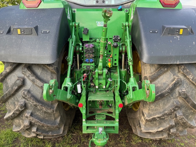 JOHN DEERE 8R 370