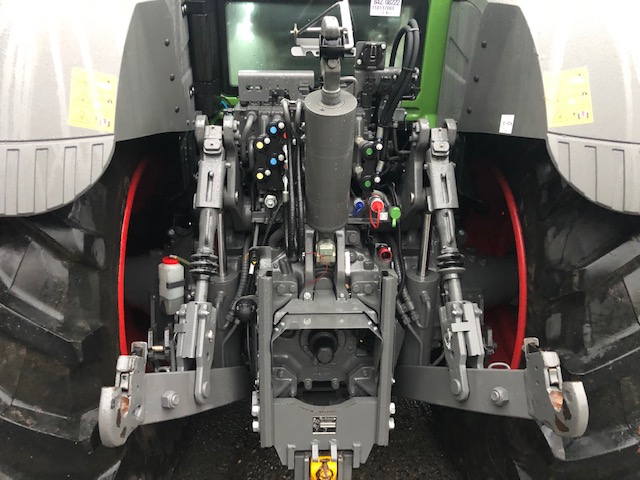 FENDT 828 PROFI PLUS