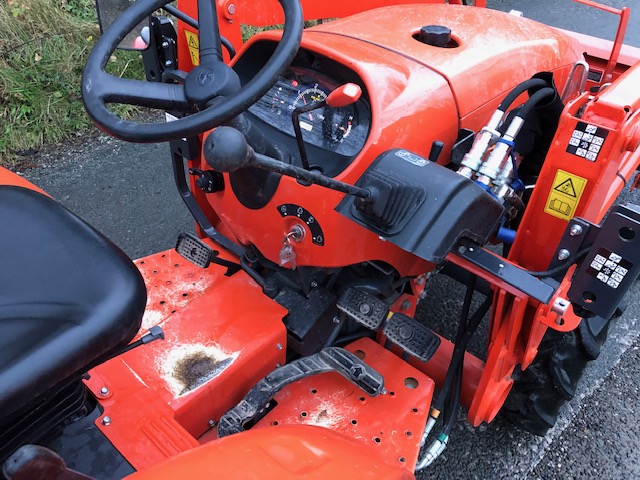 KUBOTA L1361