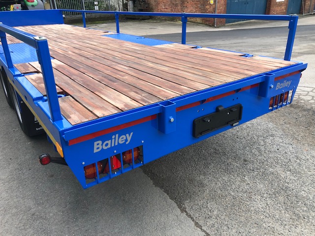 BAILEY FLAT DECK LOW LOADER