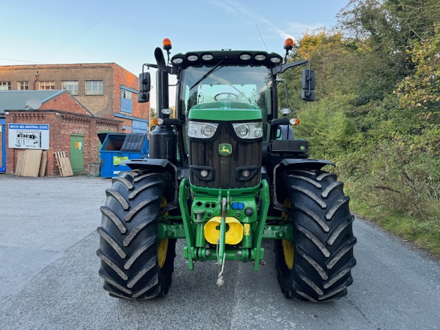 JOHN DEERE 6175R